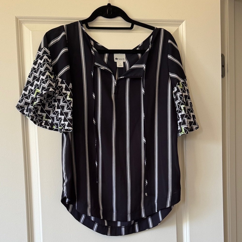 STYLUS Black and White Striped Blouse